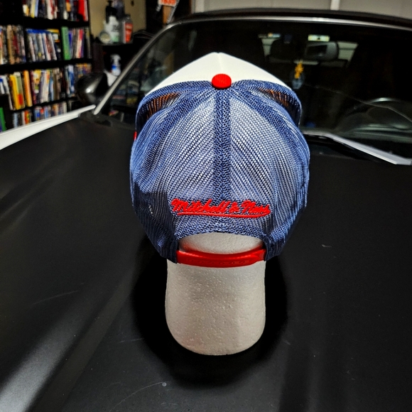 New England Patriots Snapback Trucker Cap - Picture 2 of 2